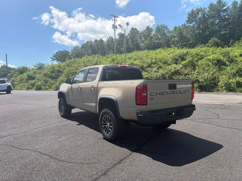 Used 2022 Chevrolet Colorado ZR2 AWD/4WD image 7