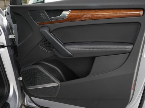 Used 2023 Audi Q5 2.0T Premium Plus w/ Premium Plus Package image 10