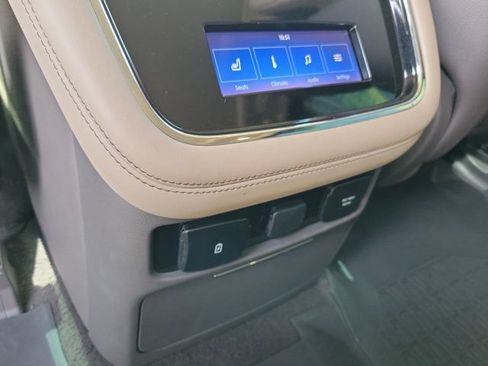 Certified 2024 Lincoln Navigator Reserve AWD/4WD image 17