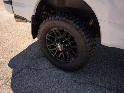 Used 2019 Ford F250 Lariat AWD/4WD image 13