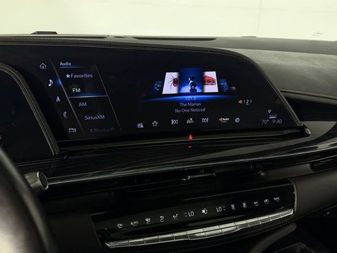 Used 2023 Cadillac Escalade Sport AWD/4WD image 30