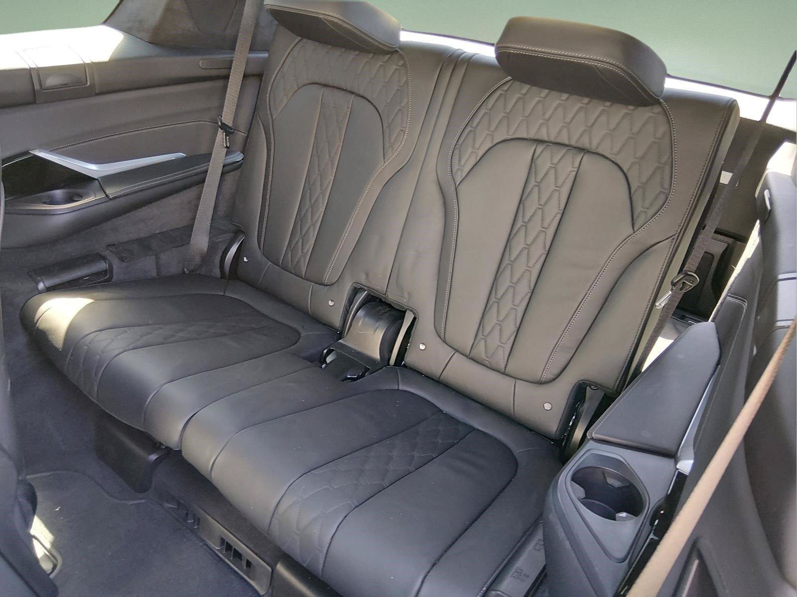 Used 2024 BMW X7 M60i w/ Executive Package AWD/4WD image 15