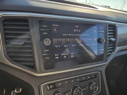 Used 2019 Volkswagen Atlas SE w/ Towing Package image 29