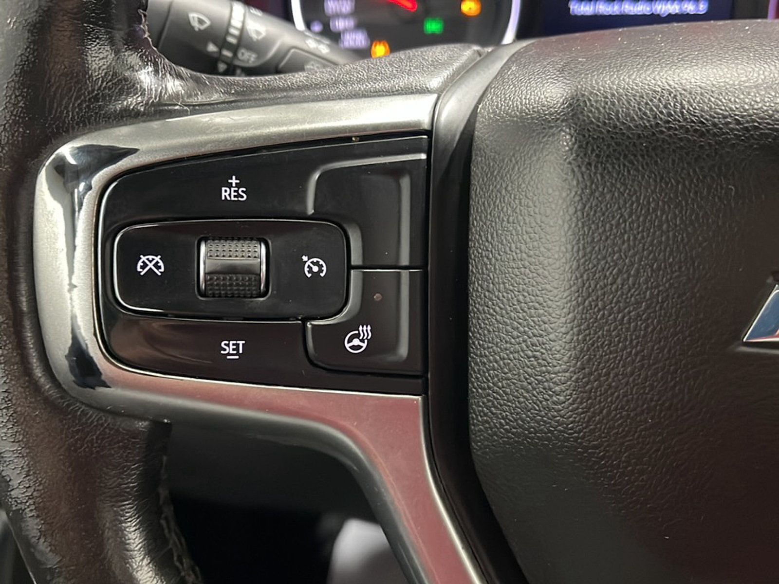 Used 2019 Chevrolet Silverado 1500 LTZ w/ LTZ Plus Package AWD/4WD image 6