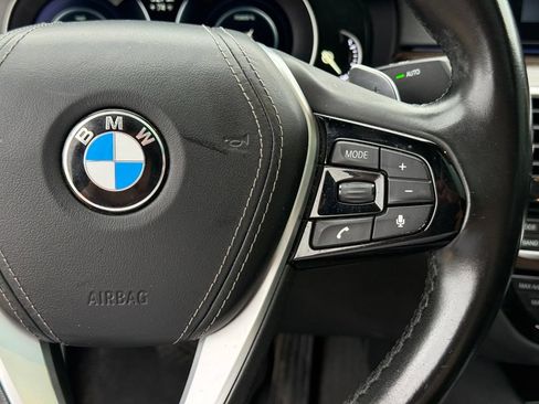 Used 2018 BMW 530e RWD image 16