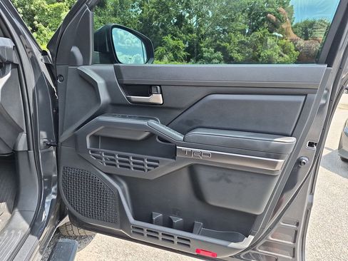 Used 2025 Toyota Tacoma TRD Sport RWD image 34
