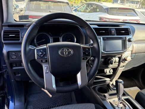 Used 2016 Toyota 4Runner SR5 image 6