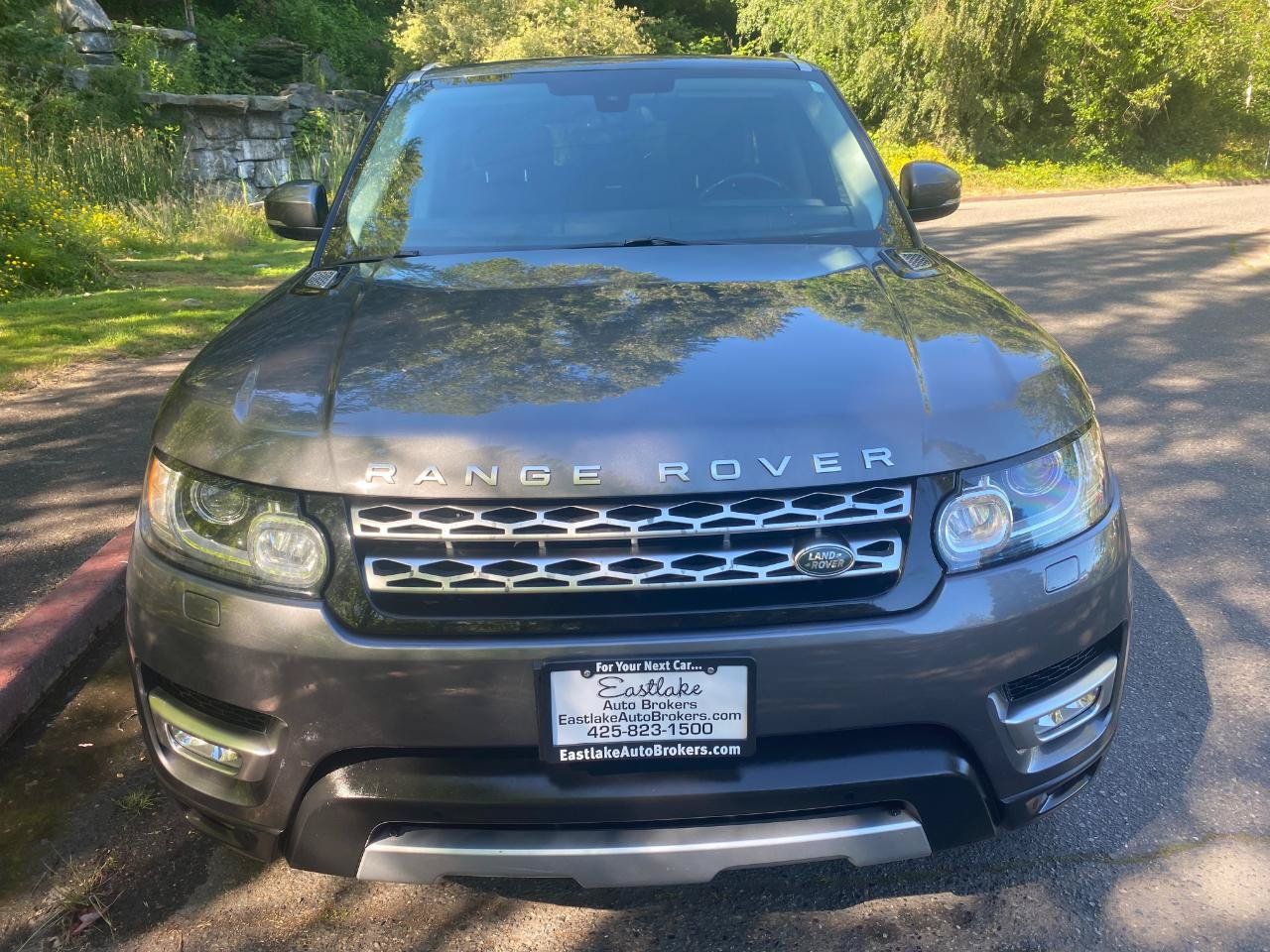 Used 2015 Land Rover Range Rover Sport HSE AWD/4WD image 2