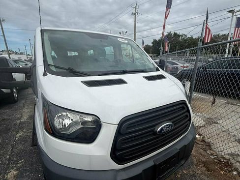Used 2017 Ford Transit 150 XL image 1
