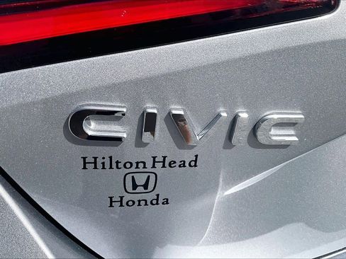 Used 2024 Honda Civic EX-L image 10