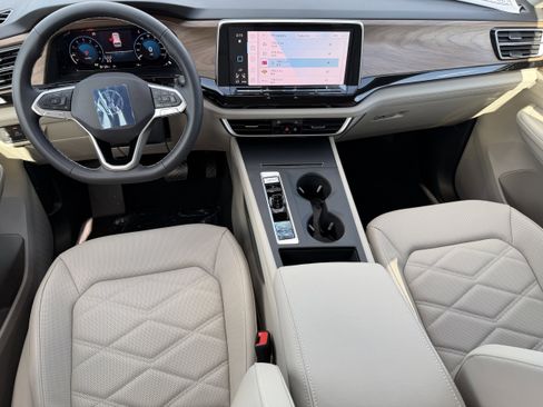 New 2026 Volkswagen Atlas SE image 11