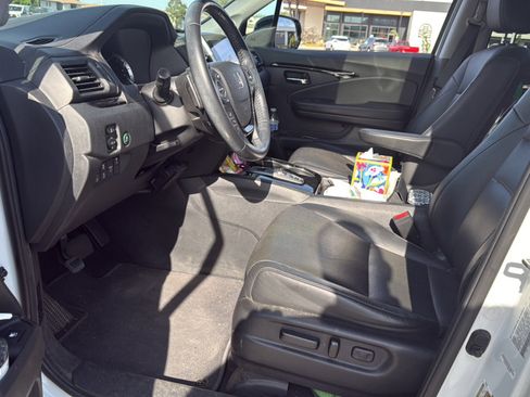 Certified 2020 Honda Ridgeline RTL-E image 11