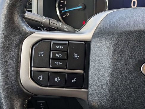 Used 2024 Ford Expedition XLT AWD/4WD image 23