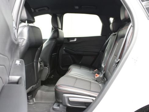 Used 2024 Ford Escape ST-Line w/ Tech Pack #1 AWD/4WD image 16