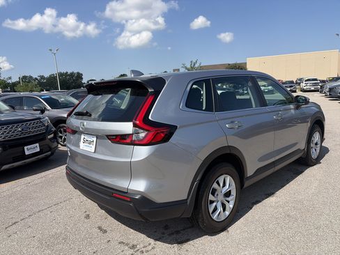 Used 2024 Honda CR-V LX image 5