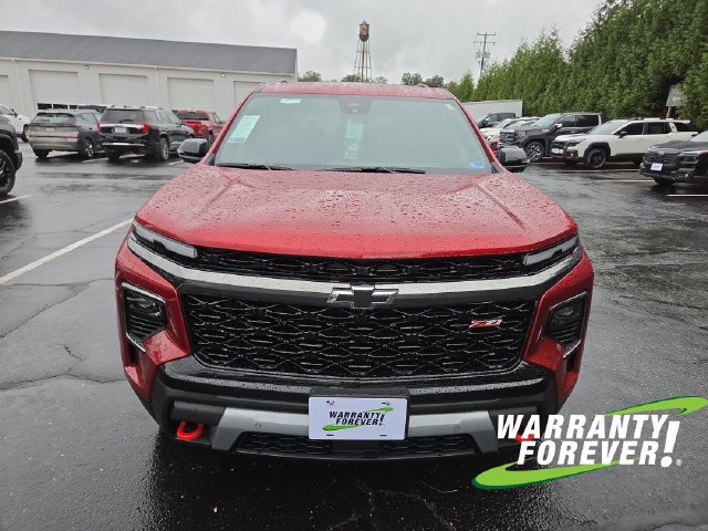 New 2026 Chevrolet Traverse Z71 w/ Enhanced Driving Package AWD/4WD image 2