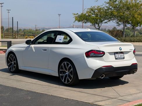 Used 2023 BMW 230i Coupe w/ Convenience Package RWD image 8
