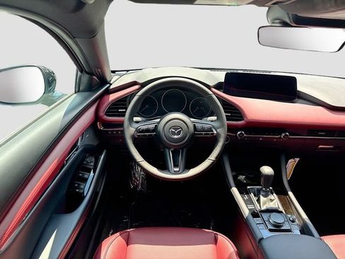 New 2026 MAZDA MAZDA3 Hatchback w/Premium Plus Pkg AWD/4WD image 25