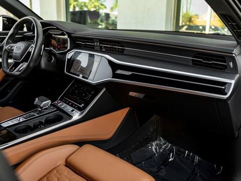 Certified 2023 Audi RS 6 AWD/4WD image 37