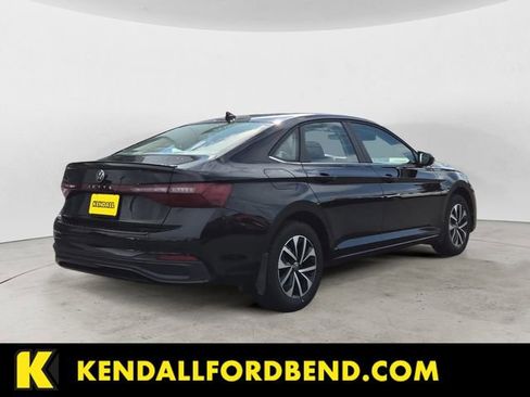 Used 2025 Volkswagen Jetta S image 5