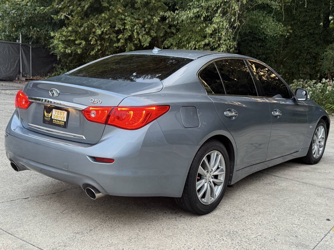 Used 2017 INFINITI Q50 3.0t Premium RWD image 10
