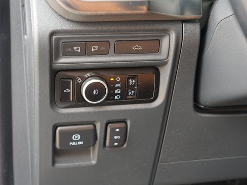 Used 2022 Ford F150 Platinum w/ Equipment Group 701A High AWD/4WD image 19