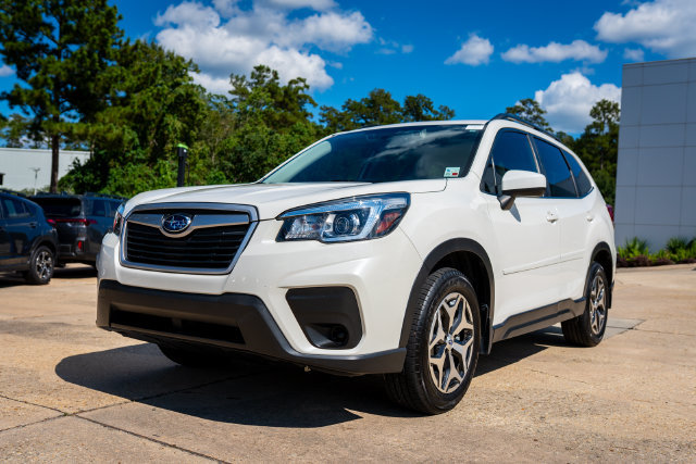 Used 2020 Subaru Forester Premium AWD/4WD image 11
