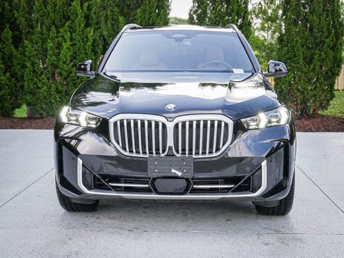 Used 2026 BMW X5 xDrive40i AWD/4WD image 3