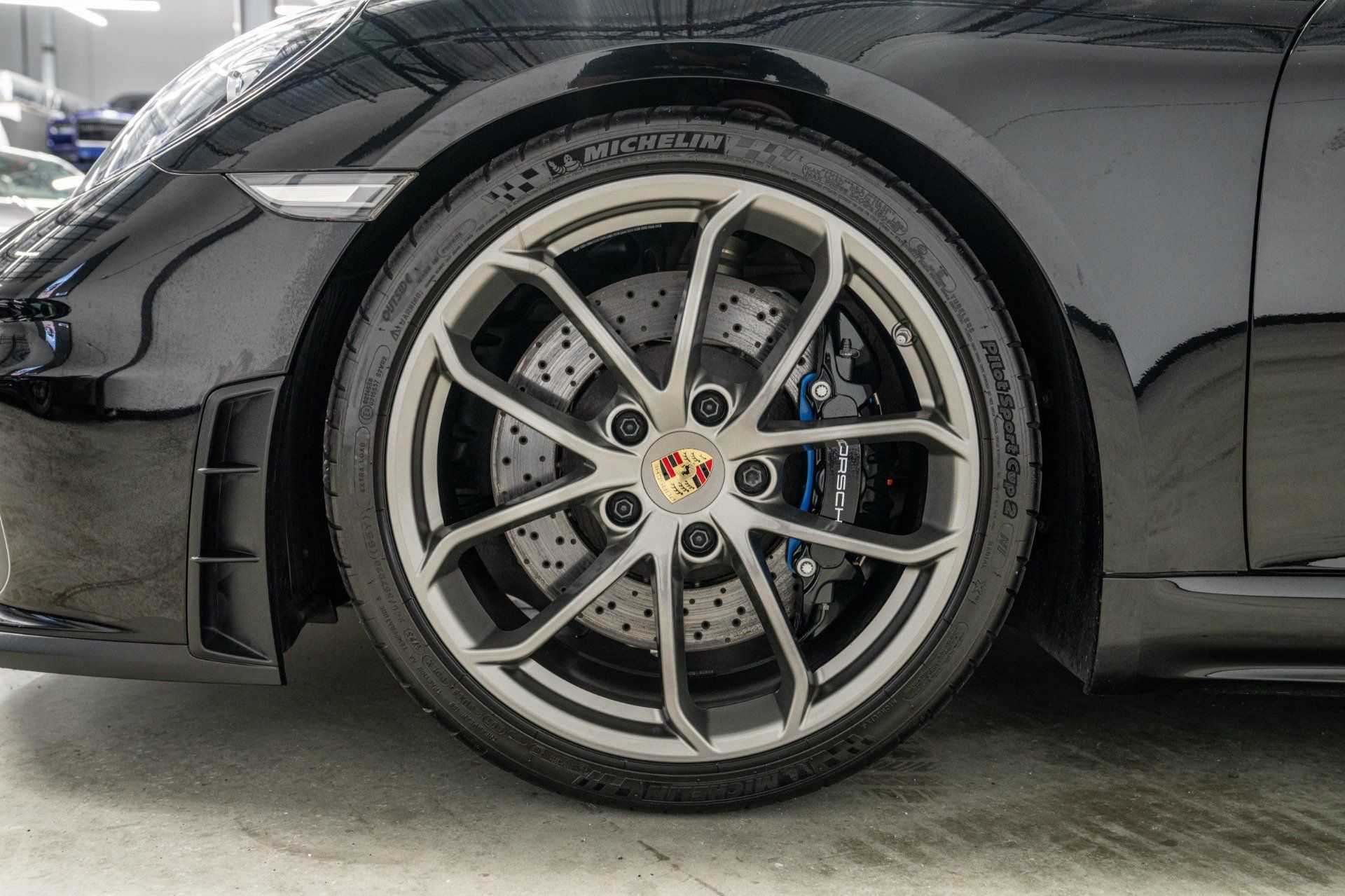 Used 2023 Porsche 718 Boxster Spyder RWD image 9