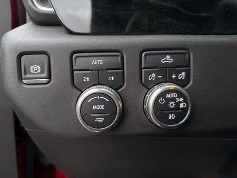 Certified 2024 GMC Sierra 1500 Elevation image 18