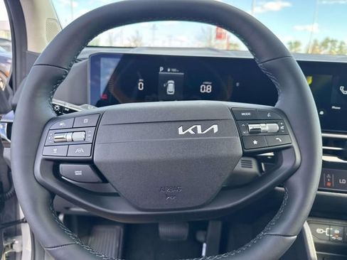 New 2026 Kia Sportage EX w/ EX Panorama Roof Package FWD image 26