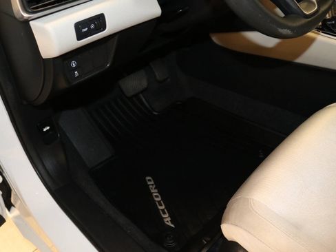 Used 2022 Honda Accord LX image 55