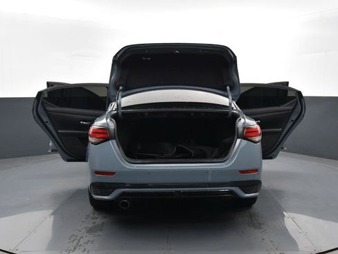 Used 2024 Nissan Sentra SR image 32