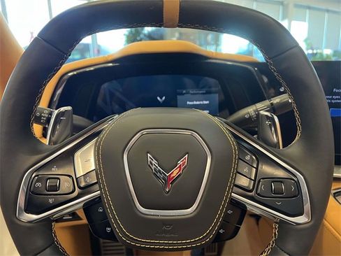 Used 2025 Chevrolet Corvette Stingray Premium Conv w/ Battery Protection Package image 25
