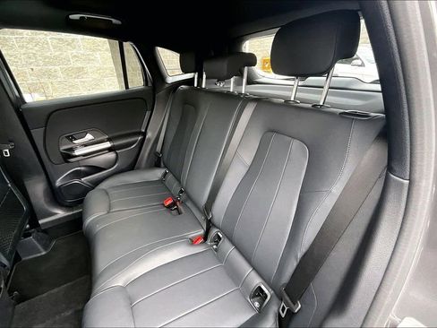 Used 2026 Mercedes-Benz GLA 250 4MATIC image 28
