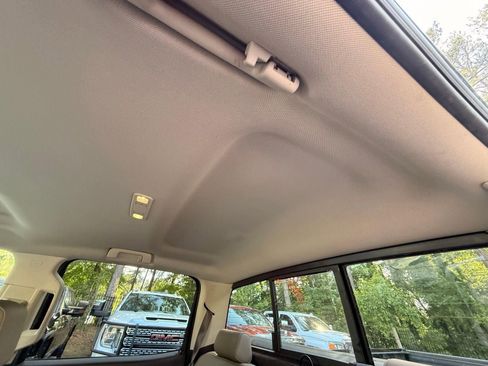Used 2018 GMC Sierra 1500 SLT AWD/4WD image 35