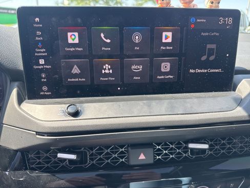 Used 2023 Honda Accord Touring image 3