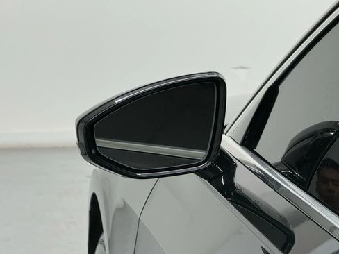 Used 2019 Audi A8 L 3.0T w/ Executive Package image 41