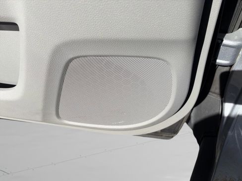 Certified 2017 Honda Pilot Touring image 27