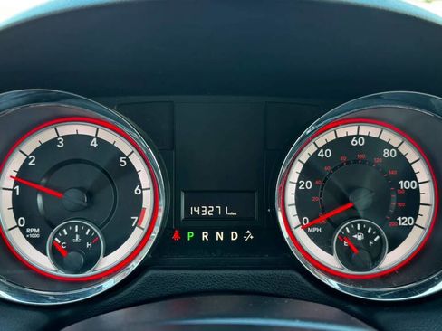 Used 2013 Dodge Grand Caravan SE image 26