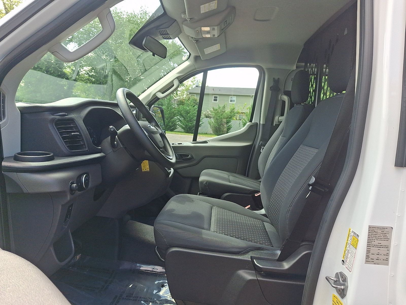 Used 2025 Ford Transit 250 Low Roof w/ Exterior Upgrade Package RWD image 15