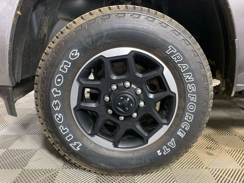Used 2025 RAM 3500 Laramie AWD/4WD image 32
