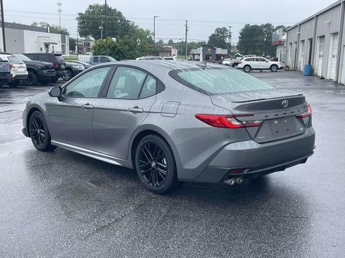 Used 2026 Toyota Camry SE FWD image 23