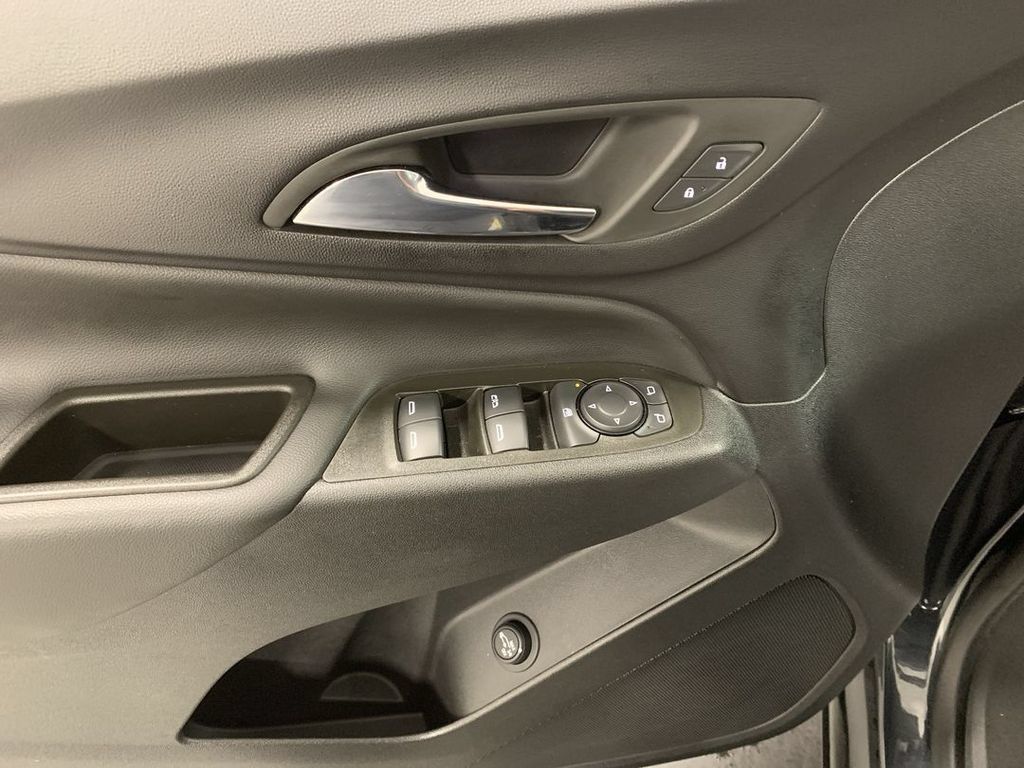 Certified 2023 Chevrolet Equinox LT AWD/4WD image 11