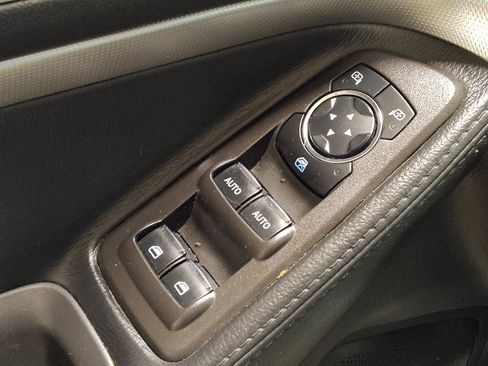 Used 2014 Ford Explorer XLT w/ Equipment Group 202A image 27