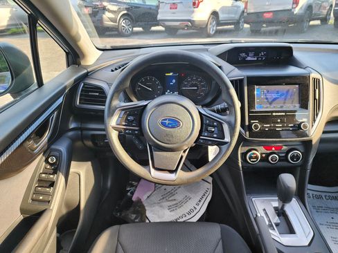 Used 2023 Subaru Crosstrek 2.0i AWD/4WD image 10