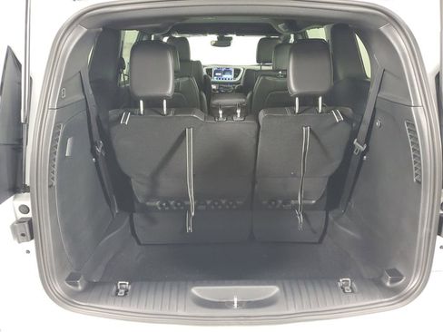 New 2026 Chrysler Pacifica Select image 32