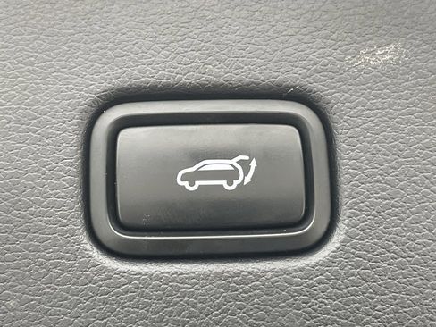 Used 2022 Hyundai Palisade SEL w/ 8P Bench Seat Package image 20