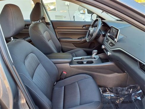 Certified 2025 Nissan Altima 2.5 S image 24