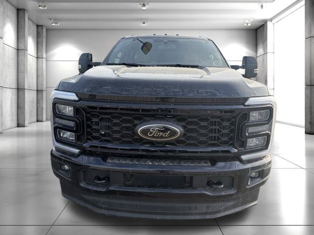 Used 2026 Ford F350 Lariat w/ Black Appearance Package AWD/4WD image 3
